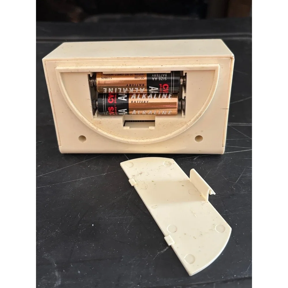 Vintage 90s Talking Digital Clock. Battery Operated